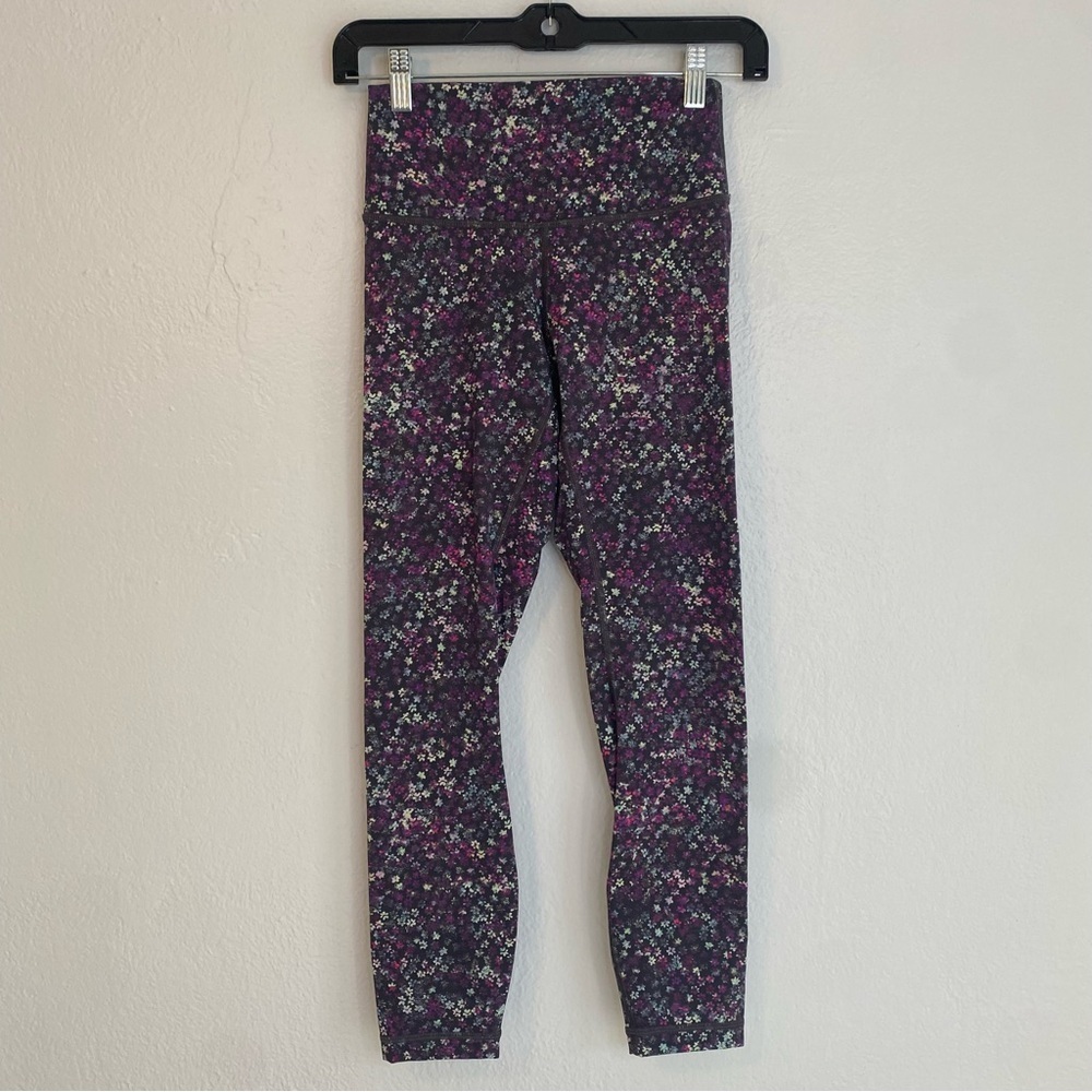 Lululemon Athletica high‎ waisted vibrant Purple mini floral Leggings size 4